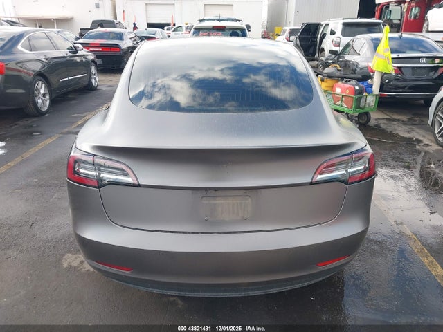 Продажа на аукционе авто 2018 Tesla Model 3 Long Range/performance, vin: 5YJ3E1EB7JF094007, номер лота: 43821481