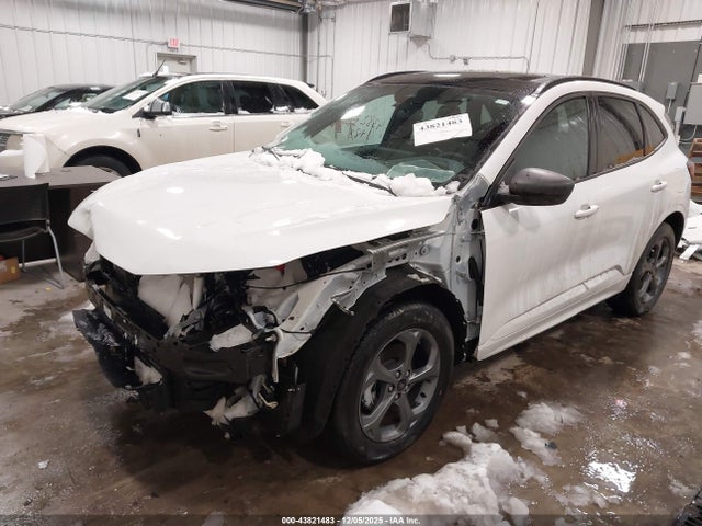 Ford Escape St-line 2023 1FMCU9MN0PUB12517 Image 2