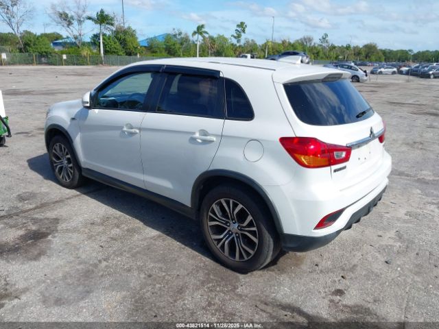 2018 MITSUBISHI OUTLANDER SPORT JA4AP3AU4JZ006653 Photo 2