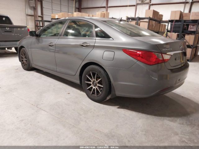 2011 HYUNDAI SONATA 5NPEB4AC2BH239698 Photo 2
