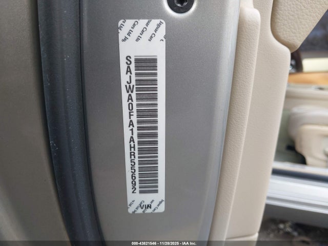 2010 JAGUAR XF SAJWA0FA1AHR55692 Photo 8