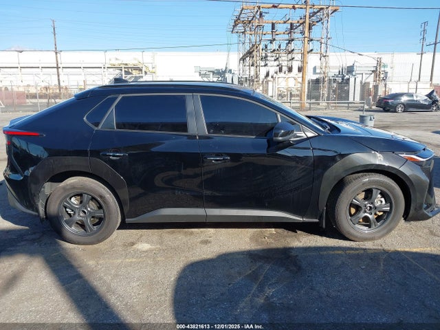 Toyota BZ4X XLE 2025 JTMAAAAA0SA067564 Image 14