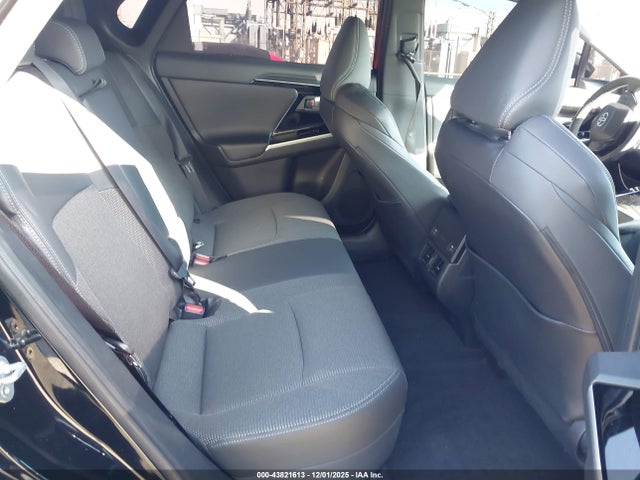 Toyota BZ4X XLE 2025 JTMAAAAA0SA067564 Image 8
