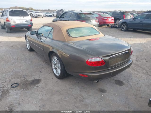 2001 JAGUAR XK8 SAJDA42C51NA17981 Photo 2