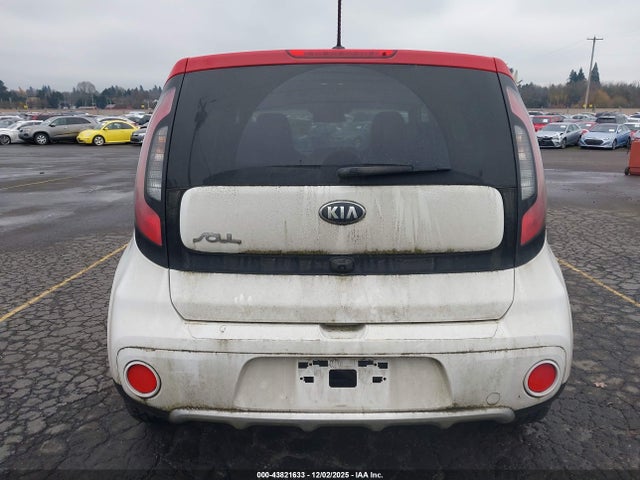 KIA SOUL + 2018 KNDJP3A5XJ7551976 Image 17