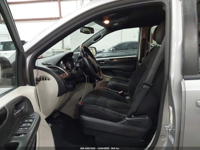 Dodge Grand Caravan Se Plus 2017 2C4RDGBG2HR553913 Image 5