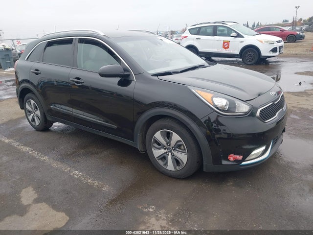 KIA Niro Plug-in Hybrid Lx 2018 KNDCM3LD9J5144992 zdjęcie główne