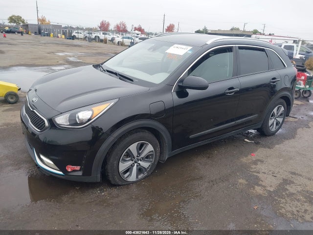 KIA Niro Plug-in Hybrid Lx 2018 KNDCM3LD9J5144992 Image 2