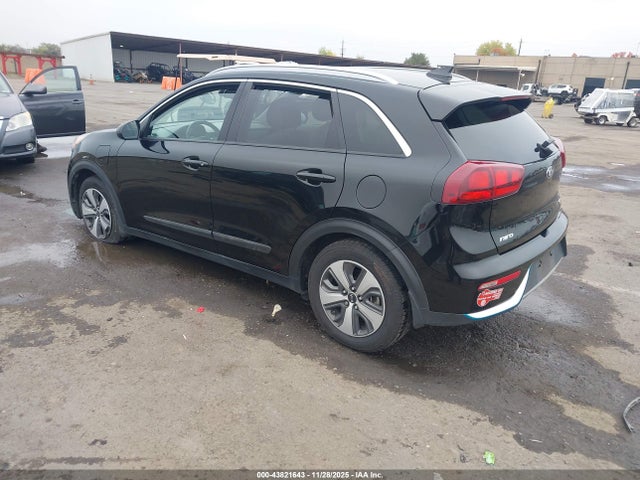 KIA Niro Plug-in Hybrid Lx 2018 KNDCM3LD9J5144992 Image 3