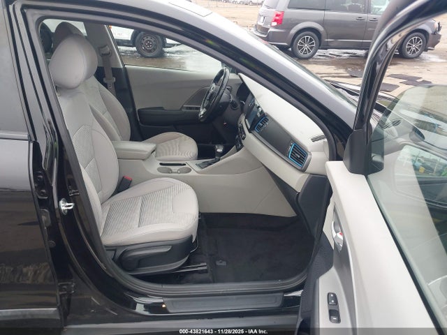 KIA Niro Plug-in Hybrid Lx 2018 KNDCM3LD9J5144992 Image 5