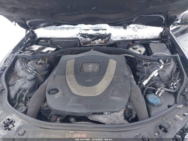 2011 MERCEDES-BENZ S 550 WDDNG8GB5BA385002 Photo 9