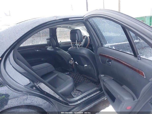 2011 MERCEDES-BENZ S 550 WDDNG8GB5BA385002 Photo 7