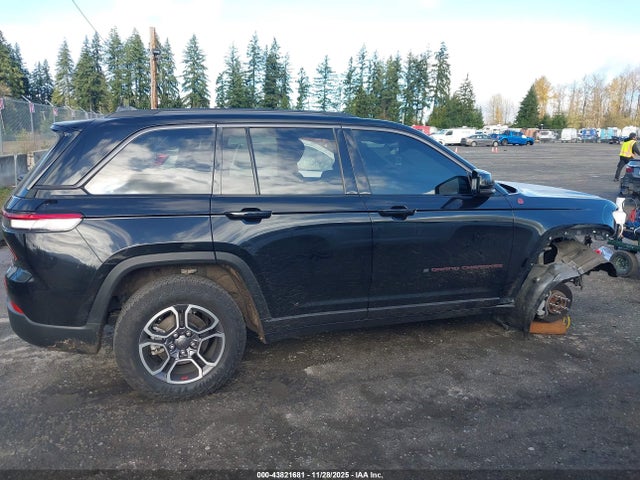 1C4RJHCG6N8610389 Jeep Grand Cherokee Trailhawk 4x4