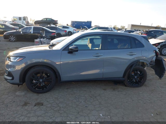 3CZRZ1H52TM715747 Honda Hr-v 2wd Sport