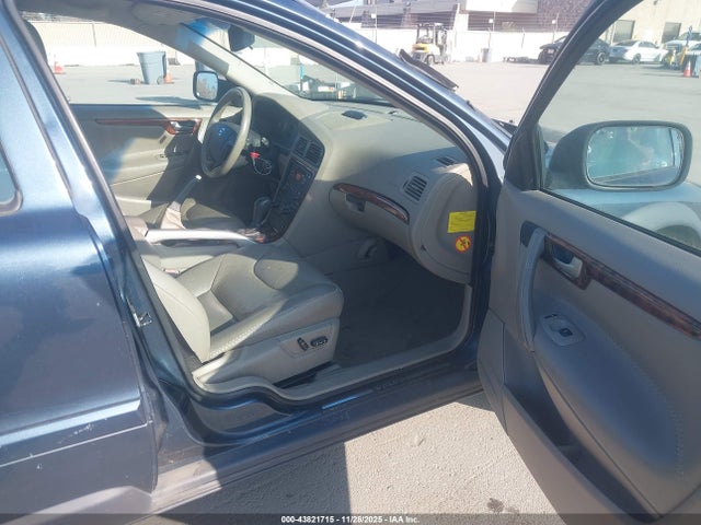 2005 VOLVO XC70 YV1SZ592051193830 Photo 4