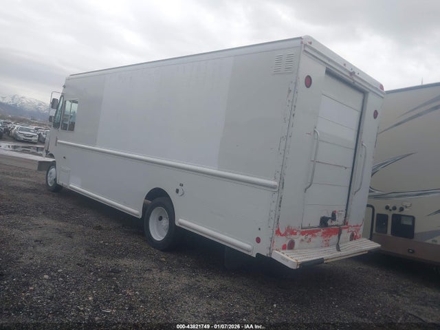 Freightliner Chassis M Line Walk-in Van 2014 4UZAC1DV9ECFJ7339 Image 3