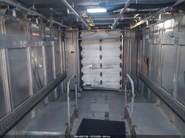 Freightliner Chassis M Line Walk-in Van 2014 4UZAC1DV9ECFJ7339 Image 6