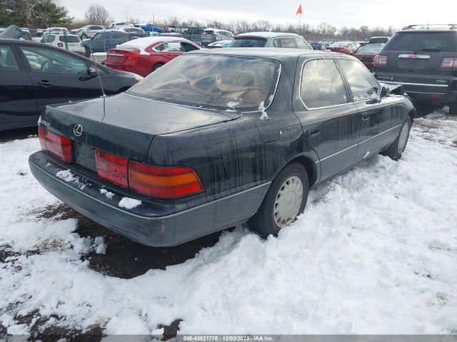 1990 LEXUS LS JT8UF11E5L0028072 Photo 3