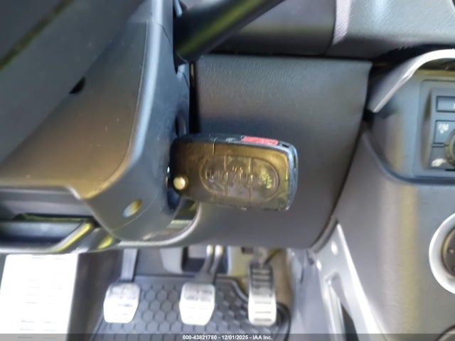 2002 AUDI TT TRUUT28N921017855 Photo 10