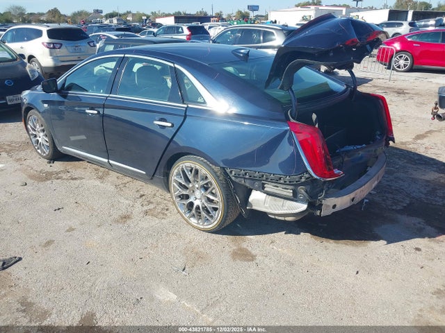 2018 CADILLAC XTS 2G61M5S34J9140639 Photo 2