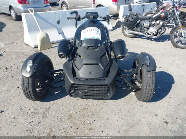 Can-Am Ryker 2023 3JB2FEG22PJ002825 Image 5