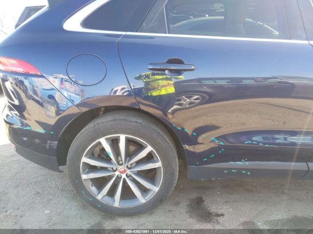 2018 JAGUAR F-PACE SADCK2GX2JA203347 Photo 5