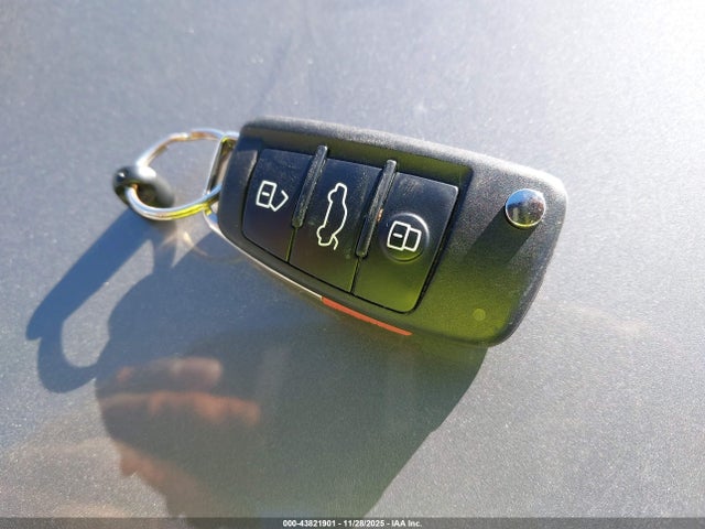 2016 AUDI A3 WAUA7GFF2G1107766 Photo 10