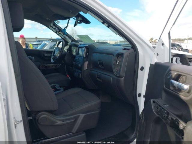 2025 CHEVROLET SILVERADO 1500 3GCUKCED0SG169152 Photo 4