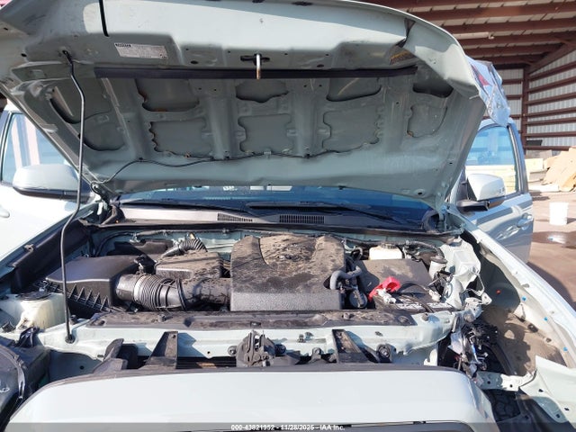 3TYCZ5AN4NT089266 Toyota Tacoma Sr5 V6