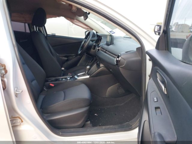 2019 TOYOTA YARIS 3MYDLBYV0KY520374 Photo 4