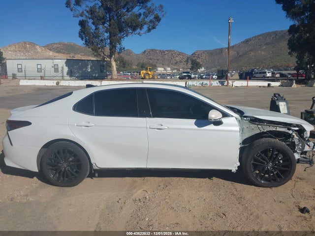 Auction sale of the 2021 Toyota Camry Xse, vin: 4T1K61AK9MU578329, lot number: 43822032