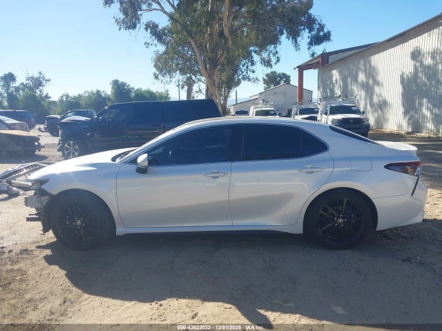 Auction sale of the 2021 Toyota Camry Xse, vin: 4T1K61AK9MU578329, lot number: 43822032