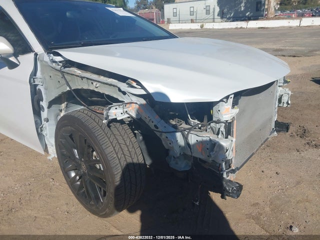 Auction sale of the 2021 Toyota Camry Xse, vin: 4T1K61AK9MU578329, lot number: 43822032
