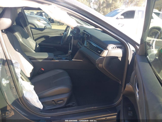 Toyota CAMRY XSE 2025 4T1DBADK5SU001357 Image 5
