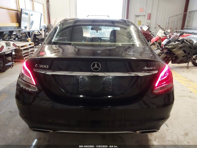 Продажа на аукционе авто 2016 Mercedes-benz C 300 4matic, vin: 55SWF4KB6GU171070, номер лота: 43822092