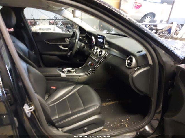 Продажа на аукционе авто 2016 Mercedes-benz C 300 4matic, vin: 55SWF4KB6GU171070, номер лота: 43822092