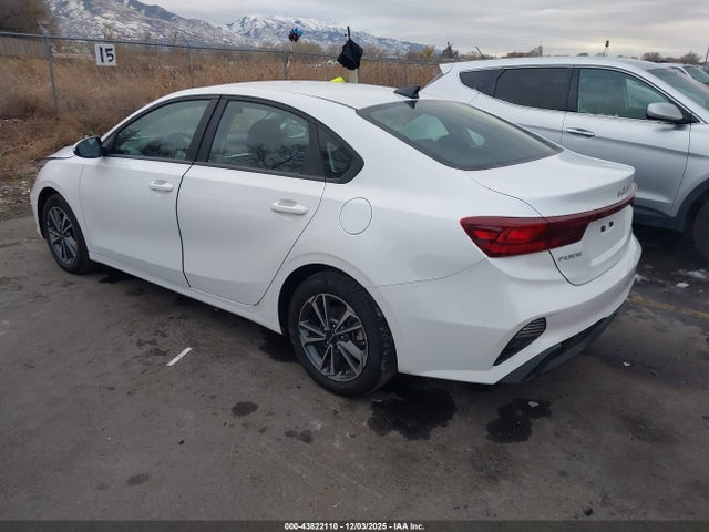 3KPF24AD9RE757223 KIA Forte Lxs