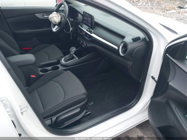 3KPF24AD9RE757223 KIA Forte Lxs