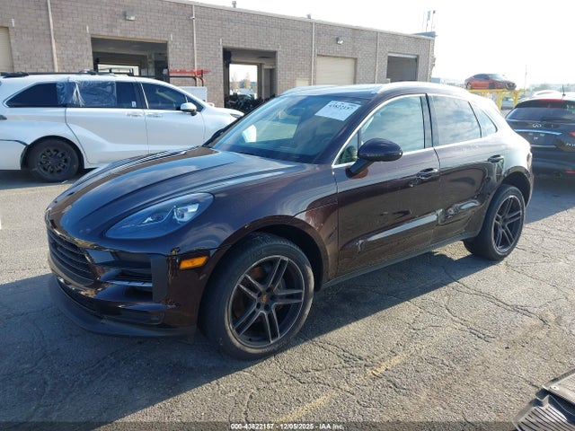 2021 PORSCHE MACAN WP1AA2A58MLB13835 Photo 1