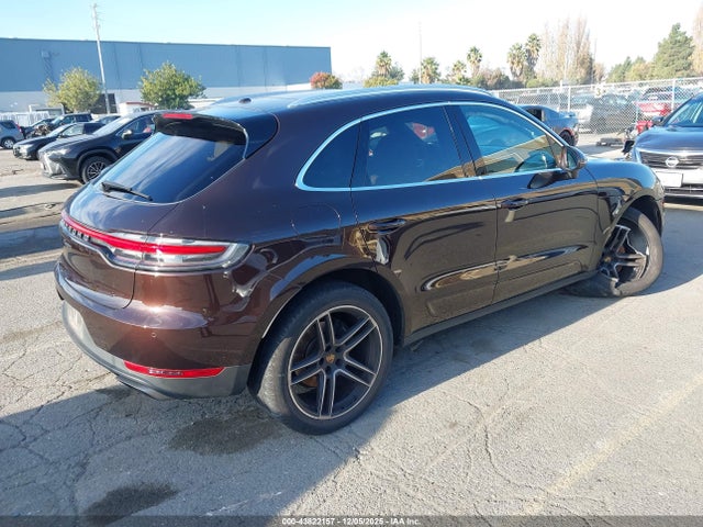2021 PORSCHE MACAN WP1AA2A58MLB13835 Photo 3
