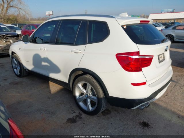 2017 BMW X3 5UXWZ7C36H0V86485 Photo 2