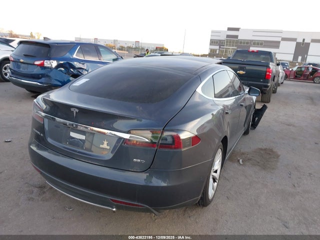 2015 TESLA MODEL S 5YJSA1H25FFP71842 Photo 3