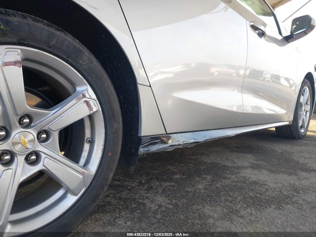1G1RC6S55HU217633 Chevrolet VOLT LT