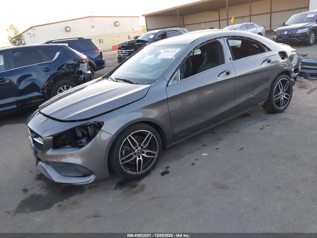 Mercedes-Benz CLA 250 2019 WDDSJ4EB7KN771204 Image 2