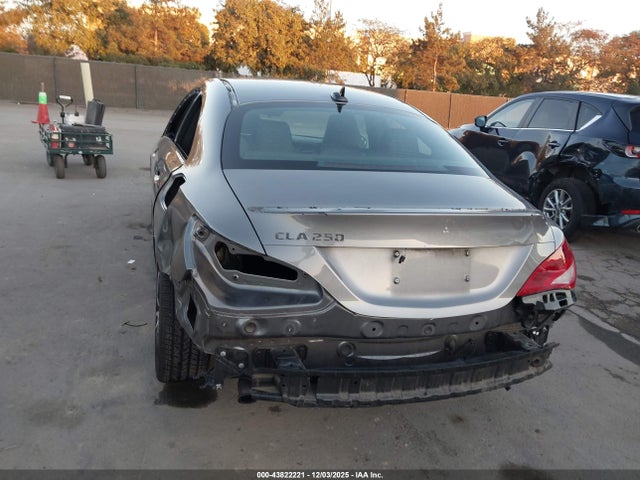 Mercedes-Benz CLA 250 2019 WDDSJ4EB7KN771204 Image 6