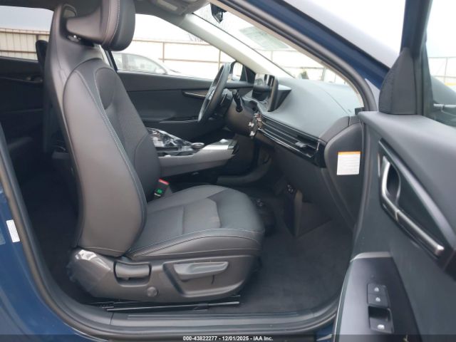 2025 KIA EV6 5XYC3DJC4SG008359 Photo 4