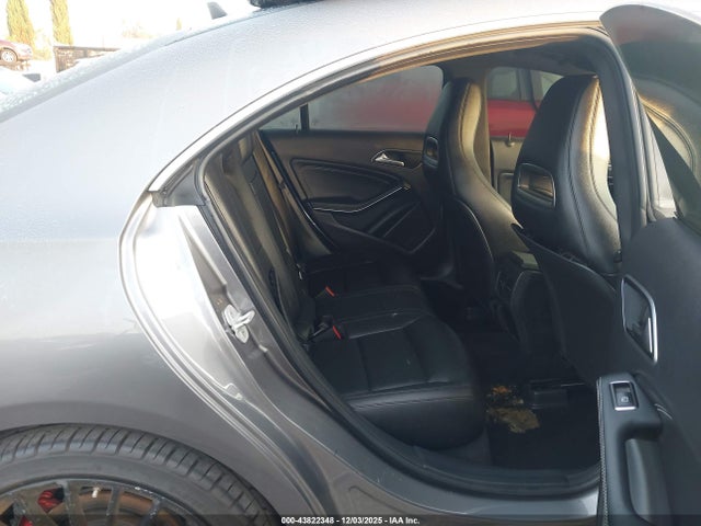 Mercedes-Benz CLA 250 2015 WDDSJ4EB4FN180480 Image 8
