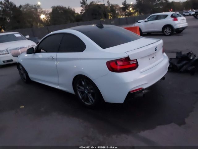 2016 BMW M235I WBA1J7C5XGV360324 Photo 2