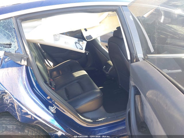 2018 TESLA MODEL 3 5YJ3E1EA7JF053027 Photo 7