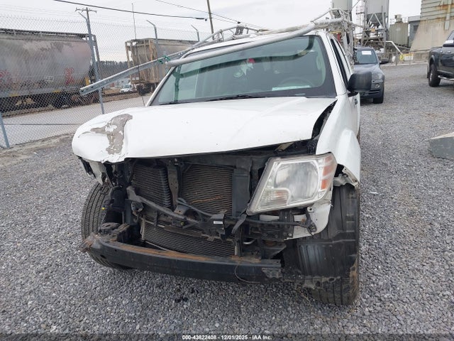 1N6AD0ER3HN701921 Nissan Frontier Desert Runner/s/sl/sv
